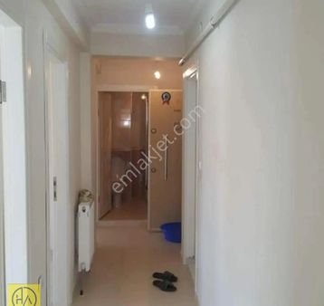 Hilal Akın Emlak’tan 71 Evler Mahallesi’nde Satılık 2+1 Daire