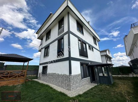 Silivri Sancaktepe'de Satılık Villa