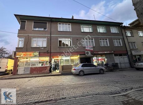 Macur Pazarı Karşısında 2+1 Daire Kombili Yatırıma Uygun