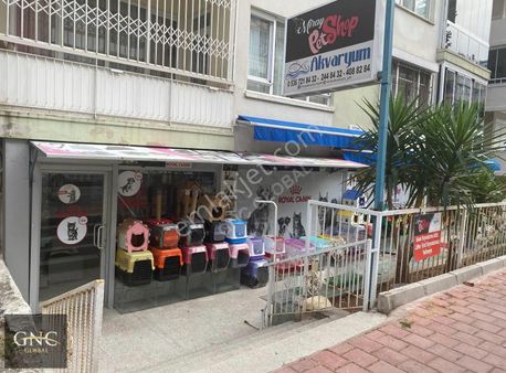 Nezih Semtte Cadde Üzeri Satılık Dükkan