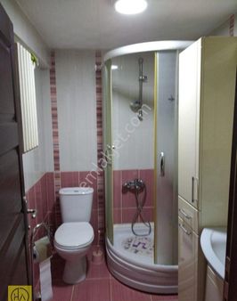 Hayriye Mahallesi’nde Satılık 2+1 Eşyalı Daire