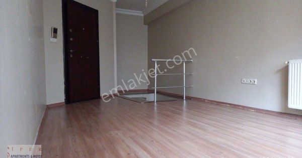 Yatırımcıya Yüksek Kira Getirili Şişlide Satılık Tripleks Daire