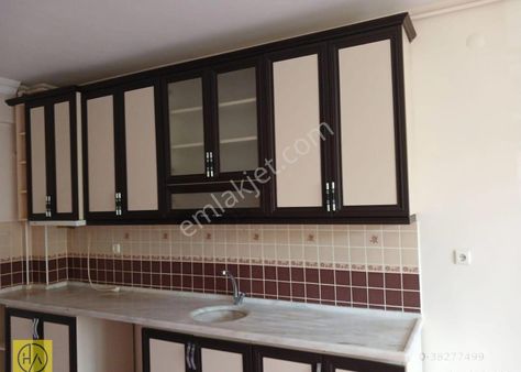 Tepebaşı İhsaniye Mah.çarşıya Yakın Satılık 3+1 Daire