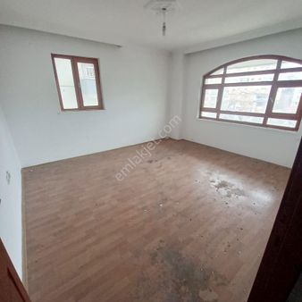 Esertepe Mah Manzaralı 3+1+kilerli Katta Acil Satılık Daire