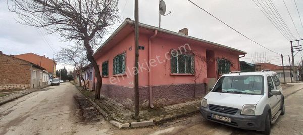 Yeşiltepe Mah.140 Metrekare Fırsat Satılık Arsa/müstakil Ev