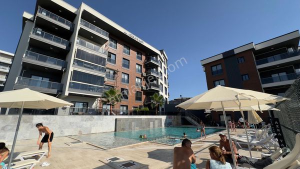 Merkeze Yakın-guvenlık-havuz-otopark-lüx 12 Ay Üzerinden Kıralık 3+1 Daire