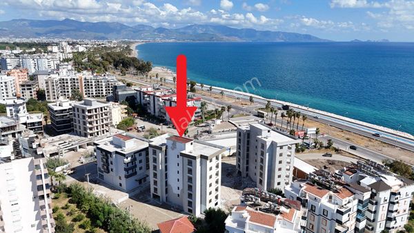 Gökhan Gökdemirden Finike Sahilde Havuzlu Site İçi Sıfır 1+1 Daire