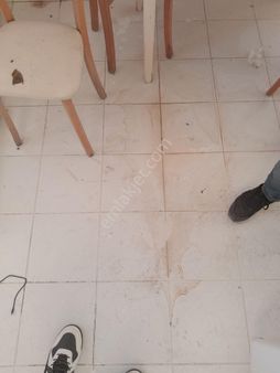 Balıkesir/edremit'te İnönü Cad.eski Kaymakamlık Yakın 27m2 İşyeri