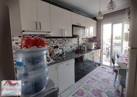 Yaşam Hastanesi Karşısında 12 Yıllık Binada Ayrı Mutfaklı 2+1