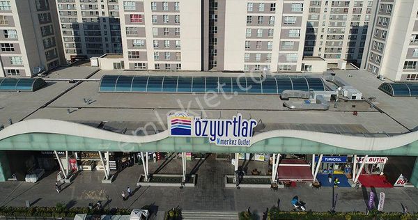 Esenyurt Yenikent Satılık 70 M2 Cadde Cepheli Dükkan