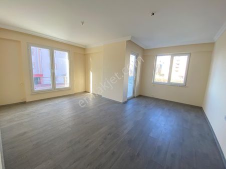 Safir'den Cumhuriyet'te 100m2 3+1 Satılık Daire