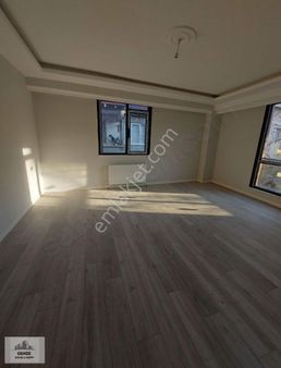 Çekmeköy Ekşioğlu Mah İskanlı Ansansörlu 2+1 85m2