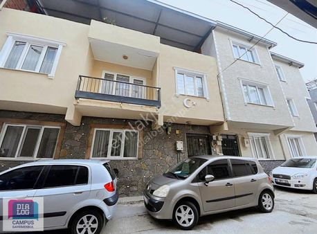 Bağlarbaşı Fatih Camı'ye Yakın 2+1 Müstakil Bina