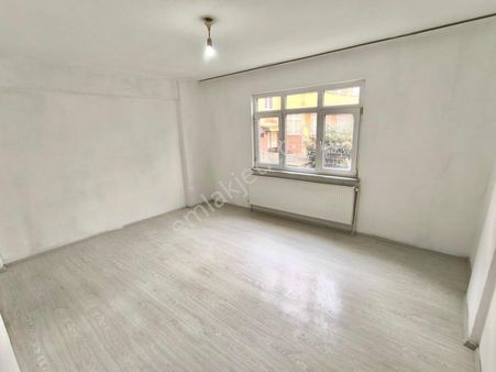 Evim-nur'dan Yenidoğan Mh. 2+1 95 M2 1.kat 2 Balkonlu Merkezi Konumda Fırsat Daire