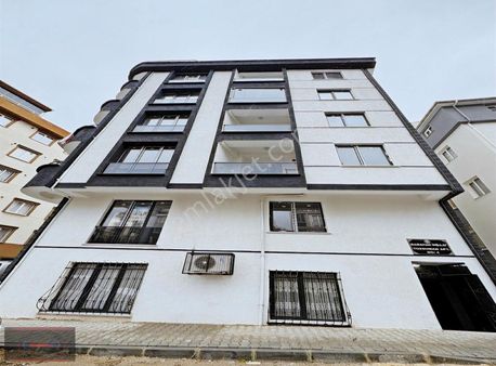Beylikdüzü Gürpınar'da Sıfır Kullanışlı 3+1 Satılık Daire