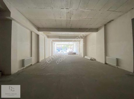 Doğdu Emlak'tan Keçiören'in Kalbinde 600m2 Dükkan