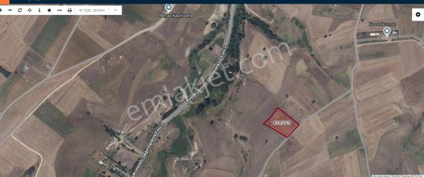 Silivri Değirmenköyde Satılık Arsa , 423 M2 Yolu Var Evlerin Yakını Hisseli