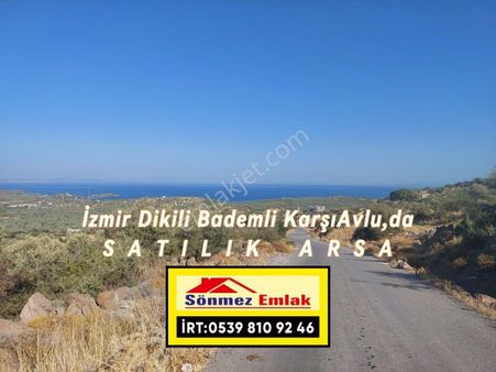 Dikili Bademli Karşıavlu,da İyiyatırım Acil Satılık 15/30 Villa İmarlı 300m2 Arsa