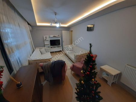 3+1 Full Yapılı Köşe Cepheli Ara Kat Satılık Daire