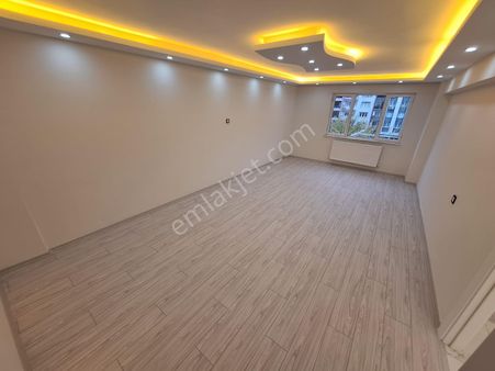 Köktan Gayrimenkulden Pekerde Full Özellikli Satılık 3+1 146m2 Ara Kat Çift Cephe Ve Balkonlu Daire