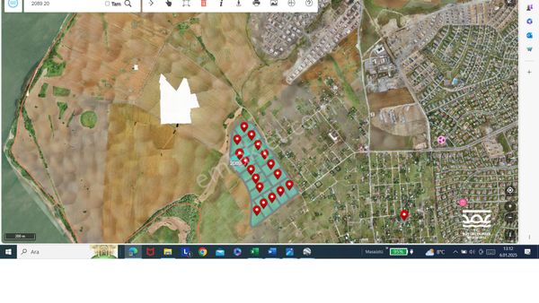 Eskicede 500 M2 Arsa Göl Manzaralı Fiyat 1900,000tl Vip Arsa Ofisi
