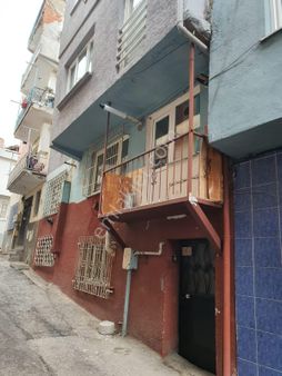 Yediselviler Mahallesinde Caddeye 20 Metre