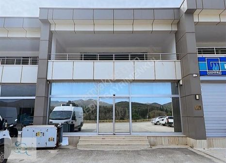 Sedir Gm'den Bodrum-turgtreis Yolu Cepheli Satılık 600 M2 İşyeri