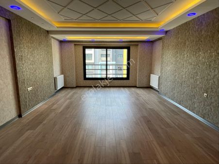 Site İçerisinde 4+1 Lüks Daire