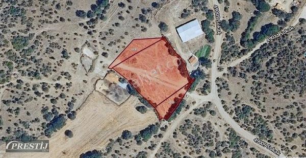 Sındırgı Küçük Büküde 387.000 M2 Meraya Dayalı Elektirik Su Yol