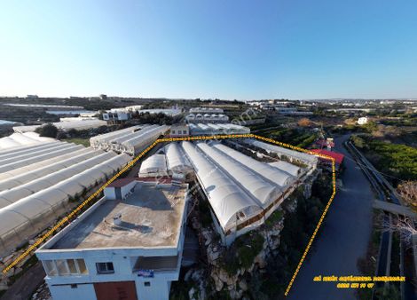 Satılık Deniz Manzaralı 1700m2 Arsa İçinde 3+1 Müstakil Ev