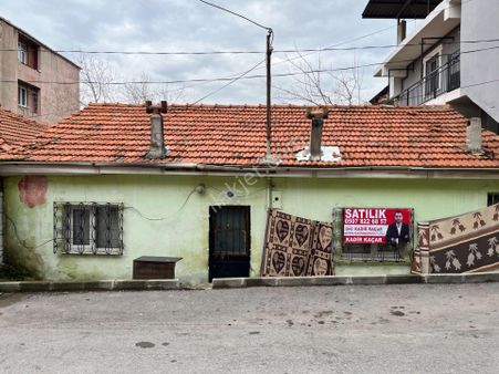 Gümüşpala Merkez'de 131 M2 Alan İçerisin'de 2+1 Müstakil Ev