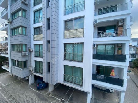 Girne Merkez'de Yaşam Ve Yatırıma Uygun Geniş Satılık 2+1 Daire !!