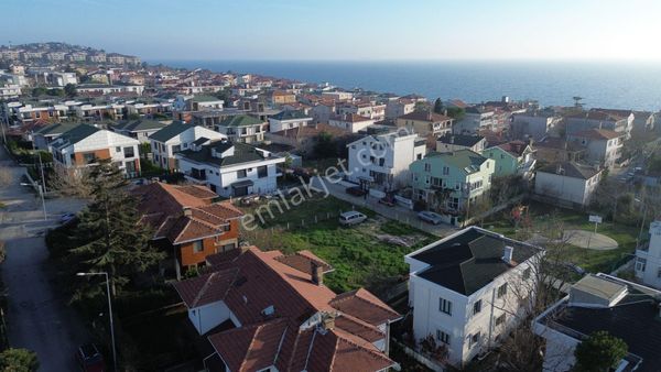 Büyükçekmece De 654 M2 Satılık Arsa Mükkemmel Konum