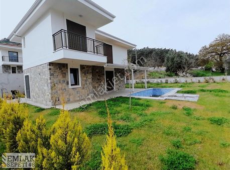 Marmaris Çetibelinde 3+1 Satılık Villa 12.500 000tl