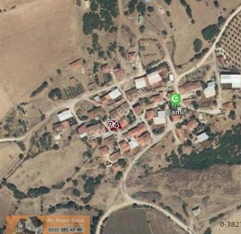 Manisa Kula Ahmetli Mevkisinde Satılık Avlulu Kerpiç Ev