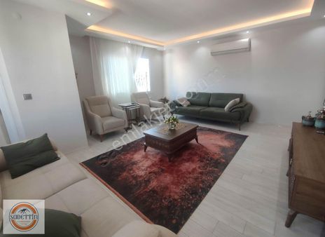 Süleyman Demirel'de Göl Manzaralı Daire