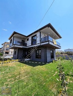 *çetinkayadan Bölgenin En İyisi Müstakil Köşe Başı Satılık Villa