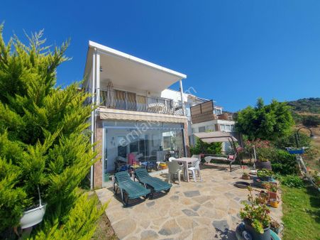 Bodrum Gümüşlük'te Satılık Harika Manzaralı Site İçi 3+1 Villa