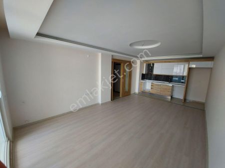 Nezih Bir Sitede 2+1 Satılık Daire