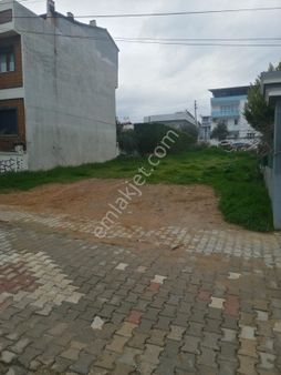 Menderes Turyap'tan Barbaros Mh İmarlı 212 M² Satılık Arsa