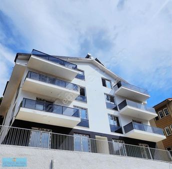 Deniz Manzaralı 4+1 Çatı Dublex Daire Satılık