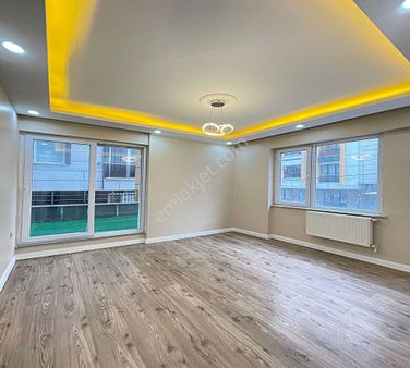 Zen Yapıdan Site İçinde Özel Teraslı 2+1 Satılık Daire