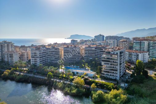 Alanya Tosmur 2+1 110m2 Eşyalı Aktiviteli Satılık Daire !!