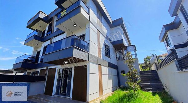 Güzelcede Sıfır Satılık Tripleks Villa Üstünyer Emlak'tan