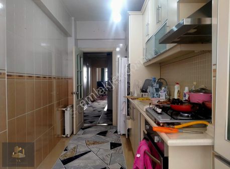 Avcılar Denizköşkler Mahallesi Meydana Yakın 2+1 Satılık Daire