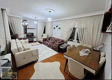 Batıkent Mah Site İçerisin'de Satılık Arakat 3+1 135m² Daire