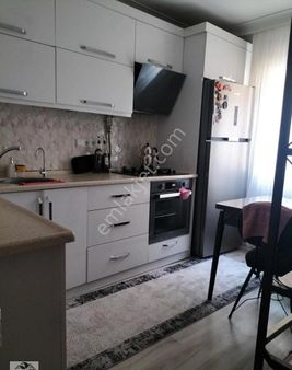 Turgutlu Satılık Yılmazlar Mah 3+1 Oda 115m2 Ful Tadilatlı Zemin Üstü 3. Kat Doğalgazlı Balkonlu D.