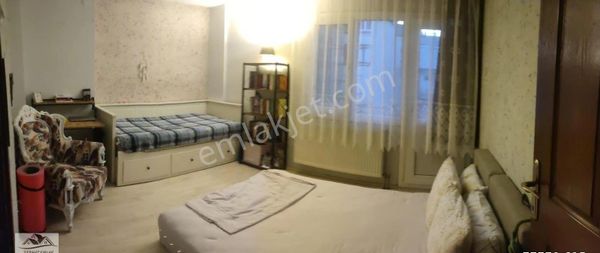 Turgutlu Satılık Yılmazlar Mah 100m2 Kullanım 3. Kat 3+1 Oda Doğalgazlı Balkonlu Teraslı Daire