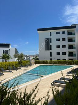 Kuşadası Değirmendere Mahallesin'de Lüks Sıfır Daireler