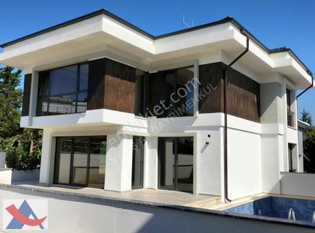 Yetiş Al Dan Kumbabada Havuzlu 225m2 5+1 Satılık Lüx Sıfır Villa